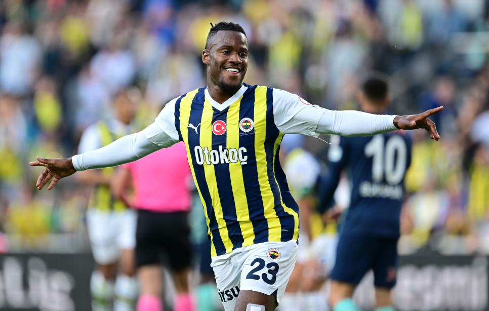 FENERBAHE'DE GNDEM BATSHUAYI