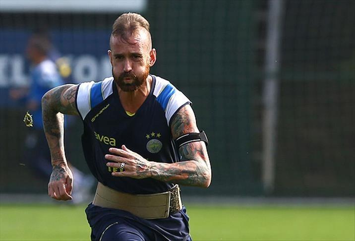 RAUL MEIRELES