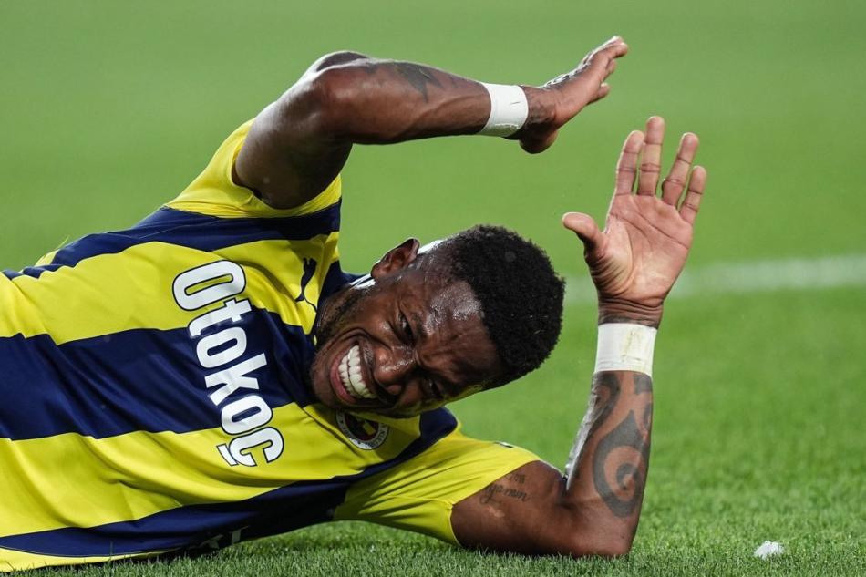 FENERBAHE'DE ALARM: ORTA SAHA