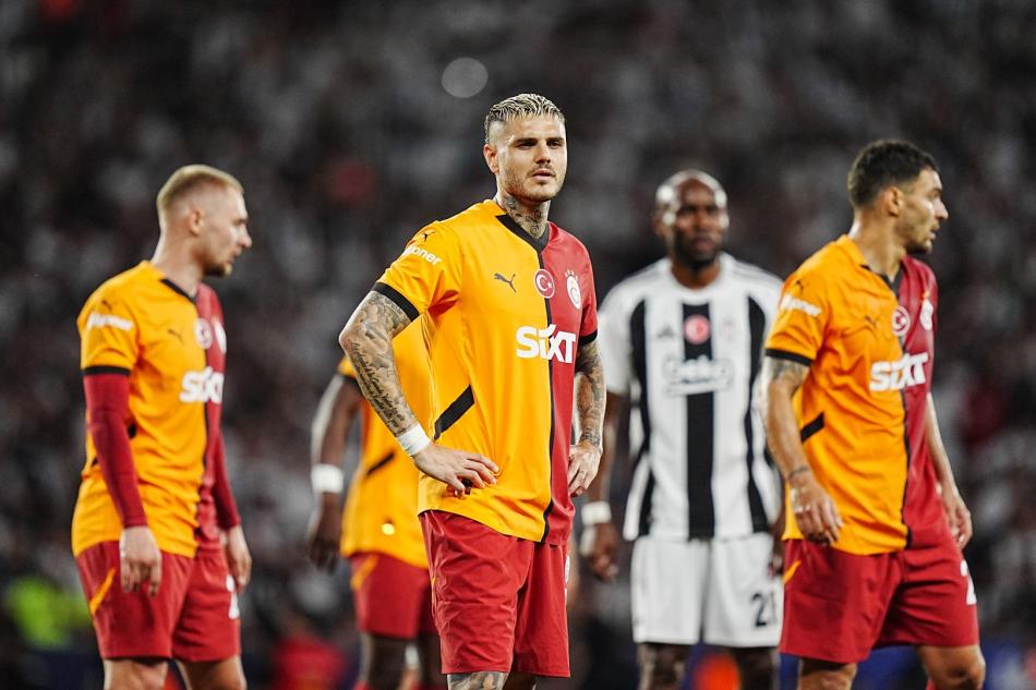 YAZARLARDAN GALATASARAY YORUMLARI