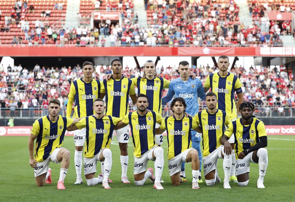 YAZARLARIN FENERBAHE YORUMLARI