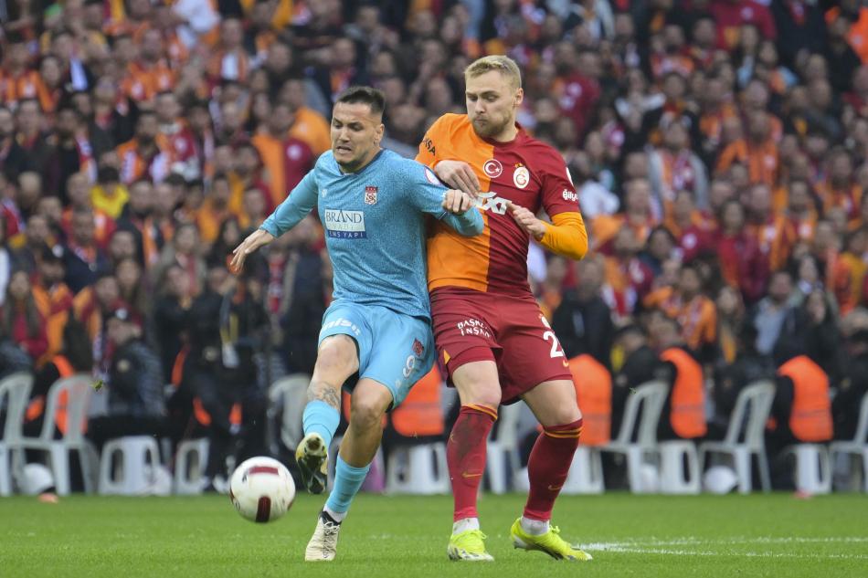 GALATASARAY PERFORMANSI