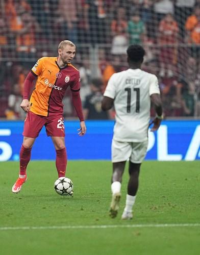 ''GALATASARAY'DA TRANSFERLER OTURMAMI''