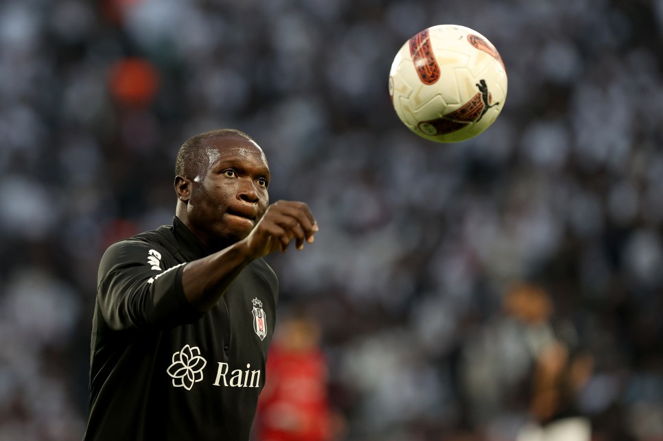 ABOUBAKAR IKMAZI DEVAM EDYOR