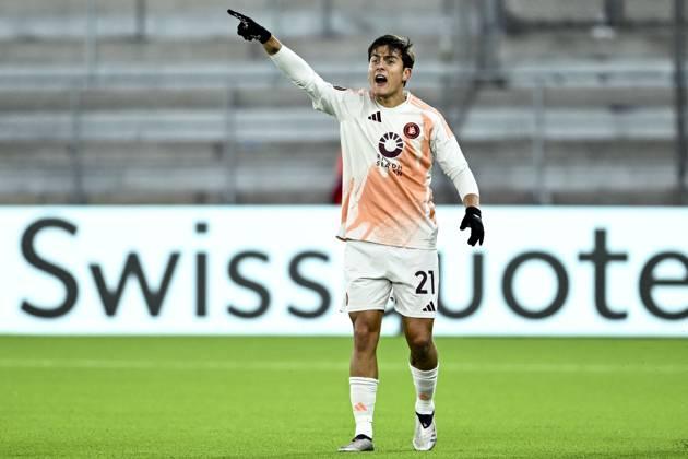 SEZON PERFORMANSI
30 yaşındaki oyuncu, bu sezon Roma ile 7 maçta 1 kez rakip fileleri sarsmayı başardı.