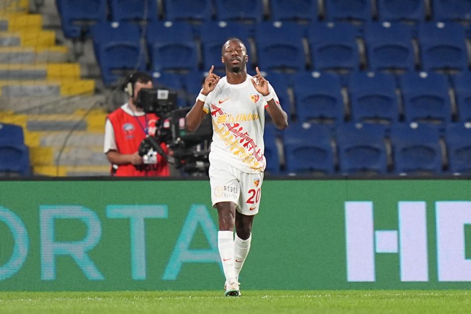 (14) KAYSERİSPOR: 45 PUAN