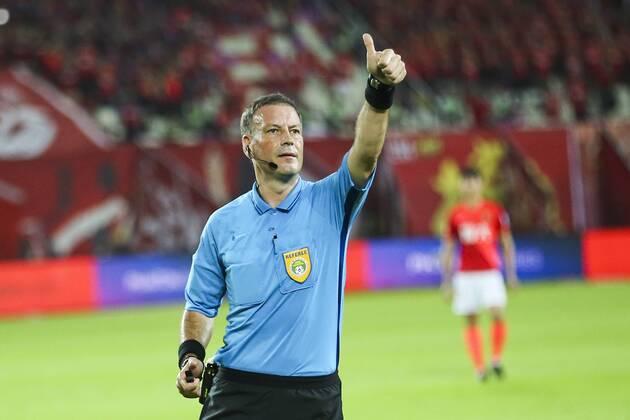 CLATTENBURG, STANBUL'A BLE GELD