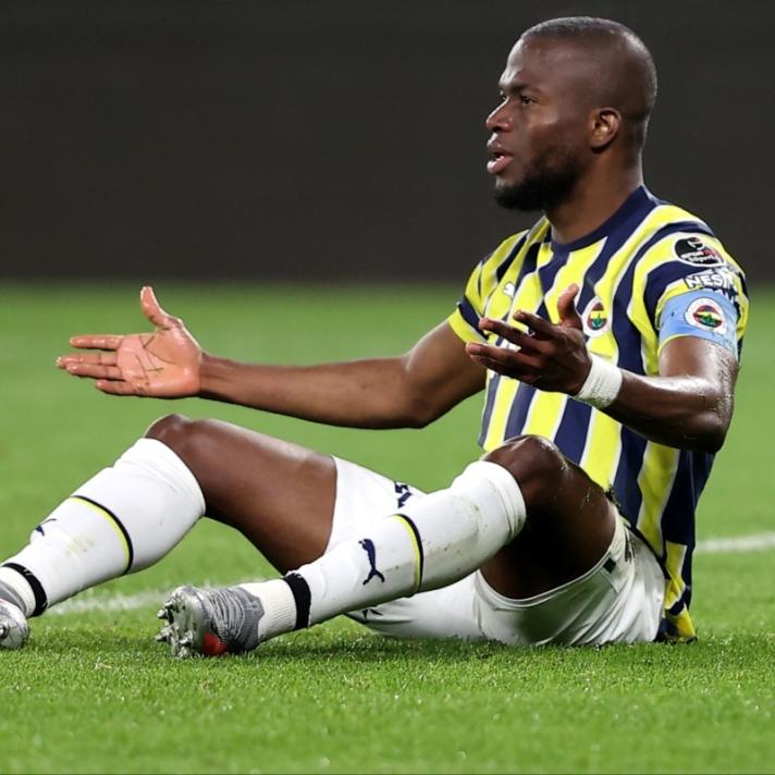 FENERBAHE DIINDA BR TEKLF GELMEDݒ