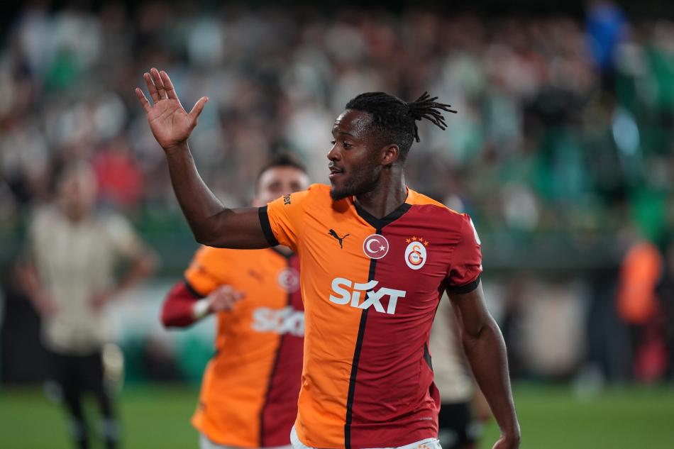 GALATASARAY'DA BATSMAN RZGARI