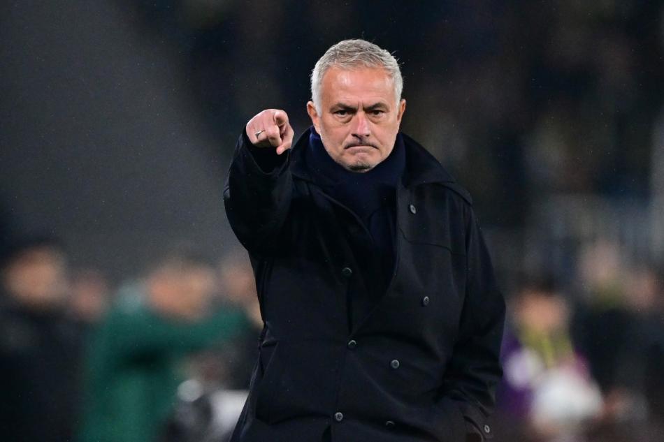MOURINHO'YA SÜRPRİZ TALİP