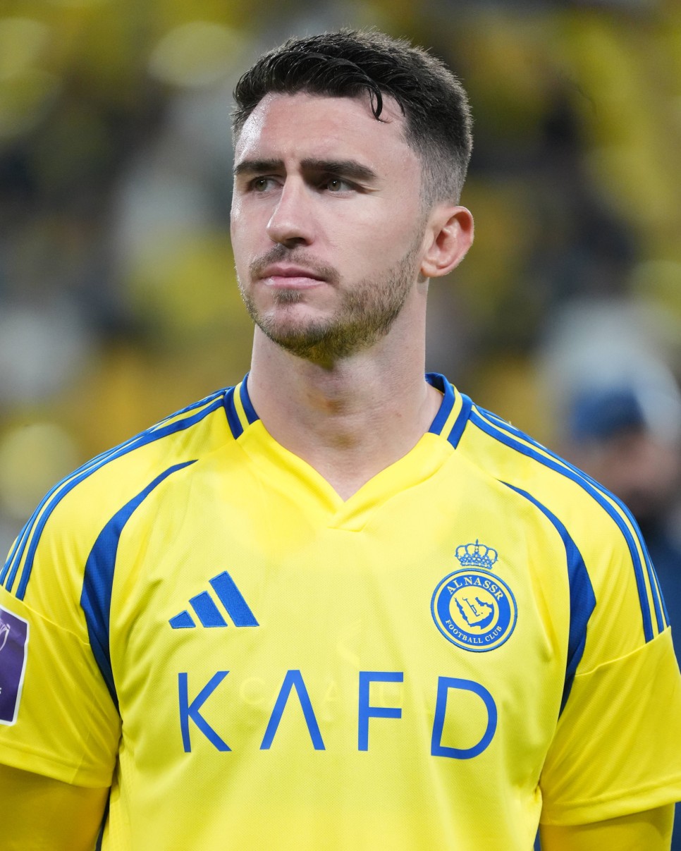 AYMERIC LAPORTE SRPRZ