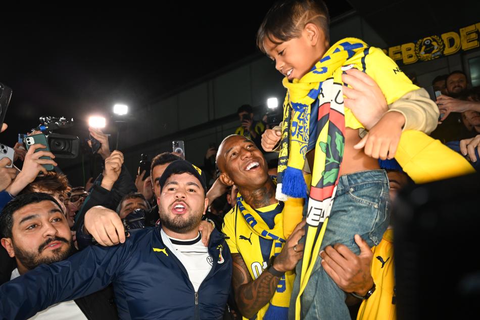 TARAFTARA ��L� �EKT�RD�