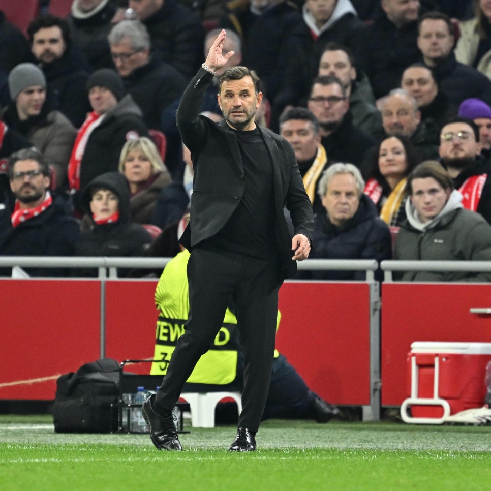 OKAN BURUK'TAN A�IKLAMALAR