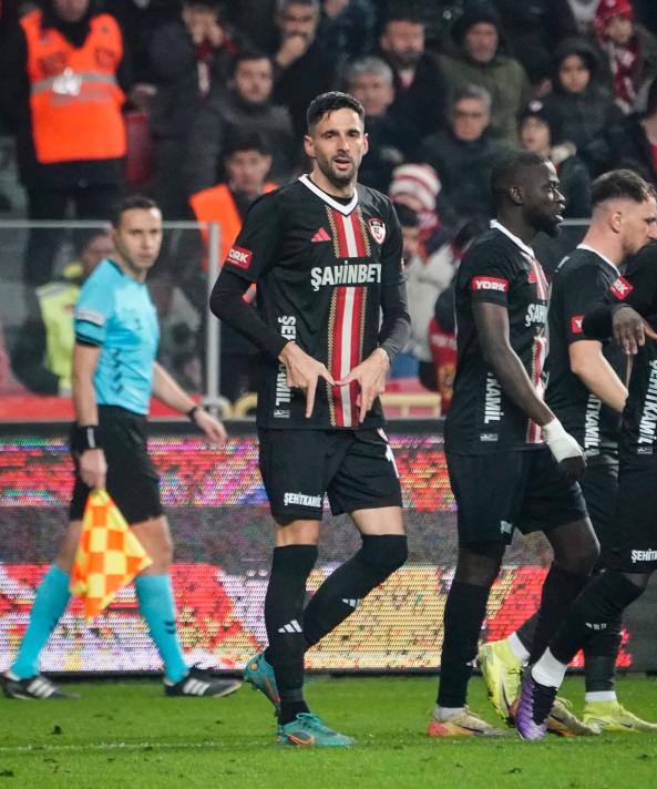 6 MA�TA 1 GAL�B�YET