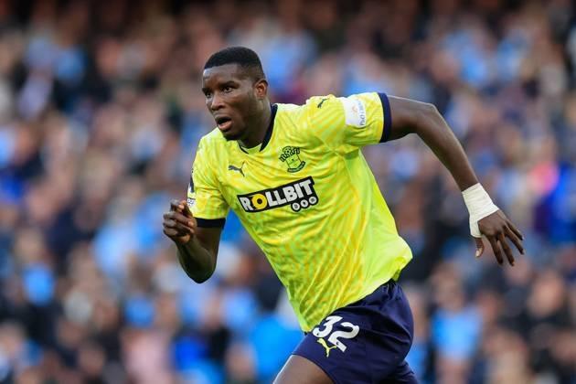 KULÜPTEN AYRILMAYA HAZIR
Kulübünde mutlu olmayan deneyimli futbolcu da ayrılmaya hazır. Tecrübeli futbolcunun piyasa değeri 11 milyon Euro seviyesinde bulunuyor.