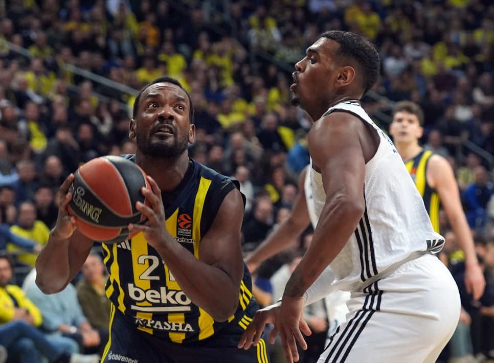 FENERBAHE - REAL MADRID