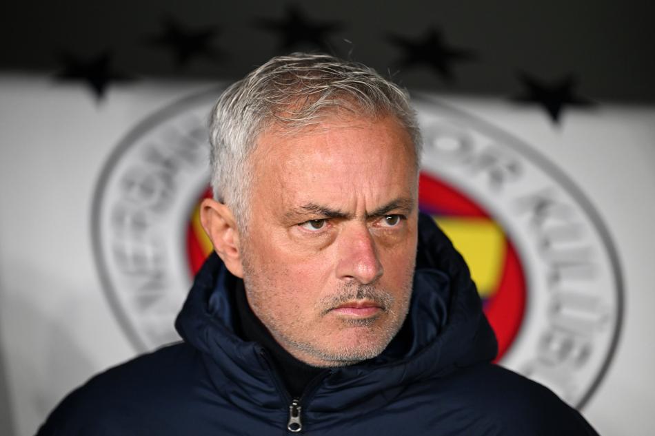 �LK YARILARA ��Z�M