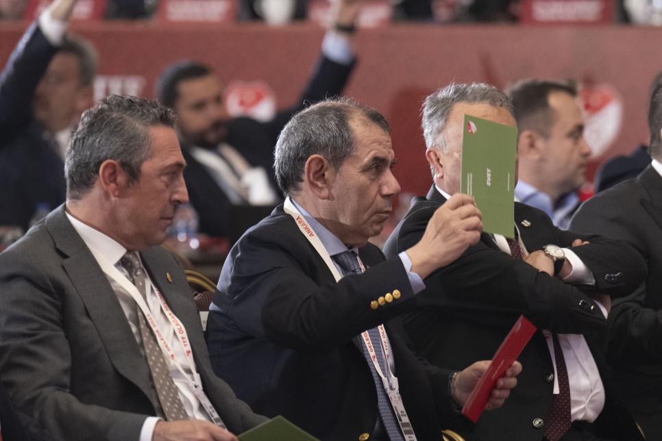 LEVENT T�ZEMEN'DEN YORUMLAR