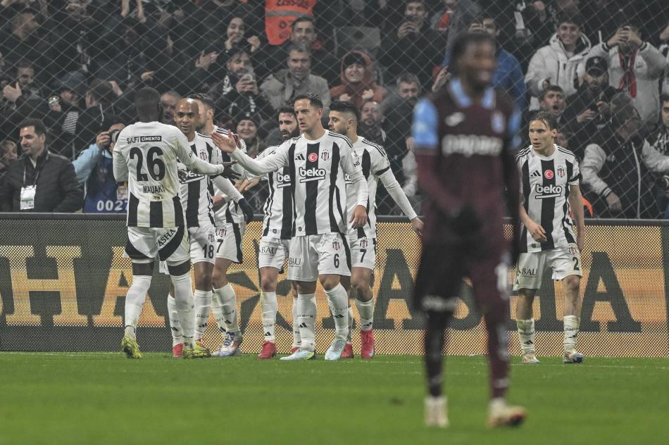 EN SON SLAVEN BILIC Y�NET�M�NDE YA�ANDI