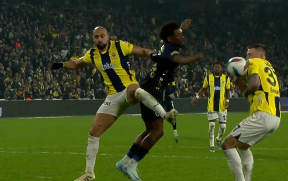 SKRINIAR ELLE OYNADI MI?