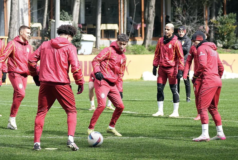 �DMANDA NELER YA�ANDI?