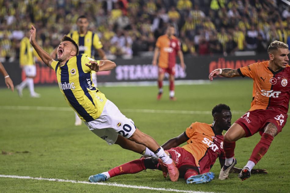 OKAN BURUK'TAN 5'TE 3