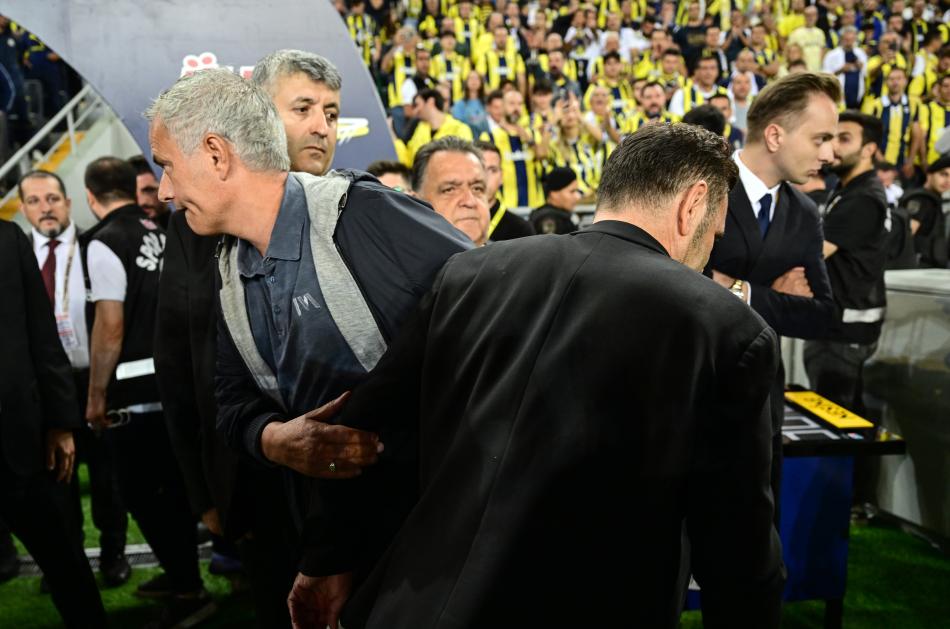 OKAN BURUK VE MOURINHO
