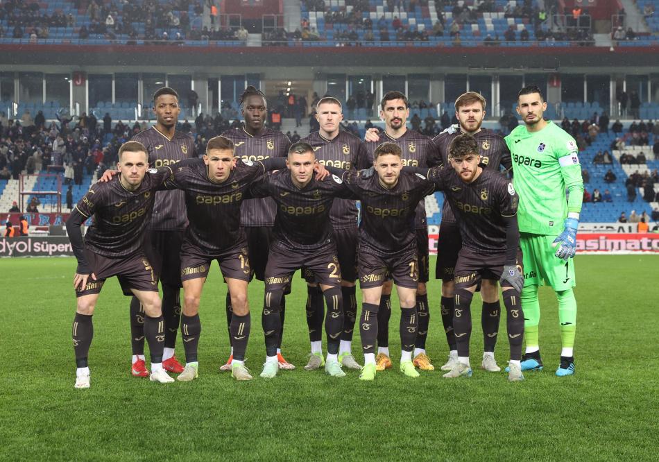 YAZARLARDAN TRABZONSPOR YORUMLARI