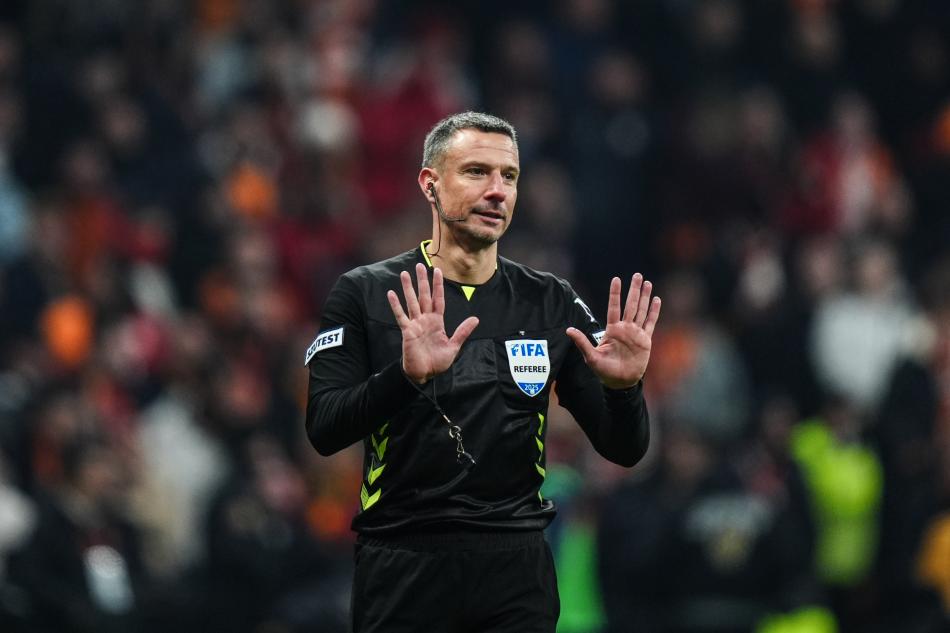 ERMAN TORO�LU'NDAN DERB� YORUMU