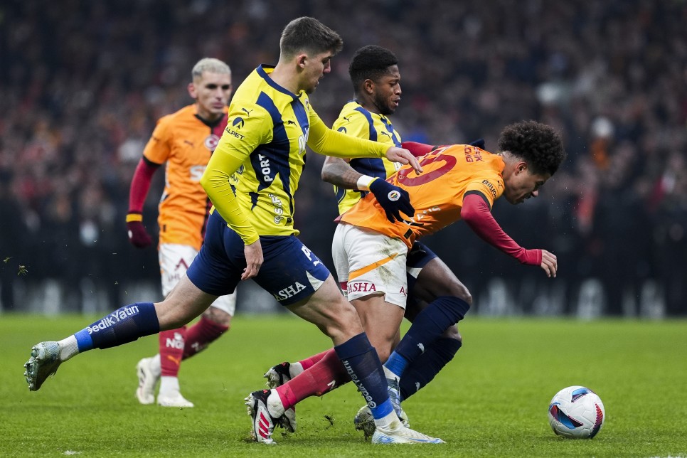 BU SEZON D�KKAT �EKT�