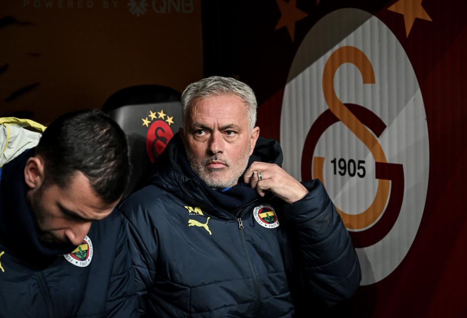 FENERBAH�E'DEN MOURINHO A�IKLAMASI