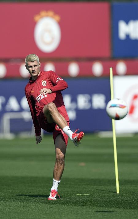 MORATA, SAÇ RENGİNİ DEĞİŞTİRDİ