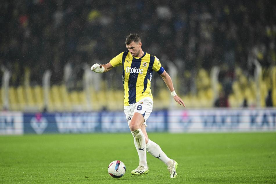 ��FT FORVET�N KUSURSUZ �ALI�MASI