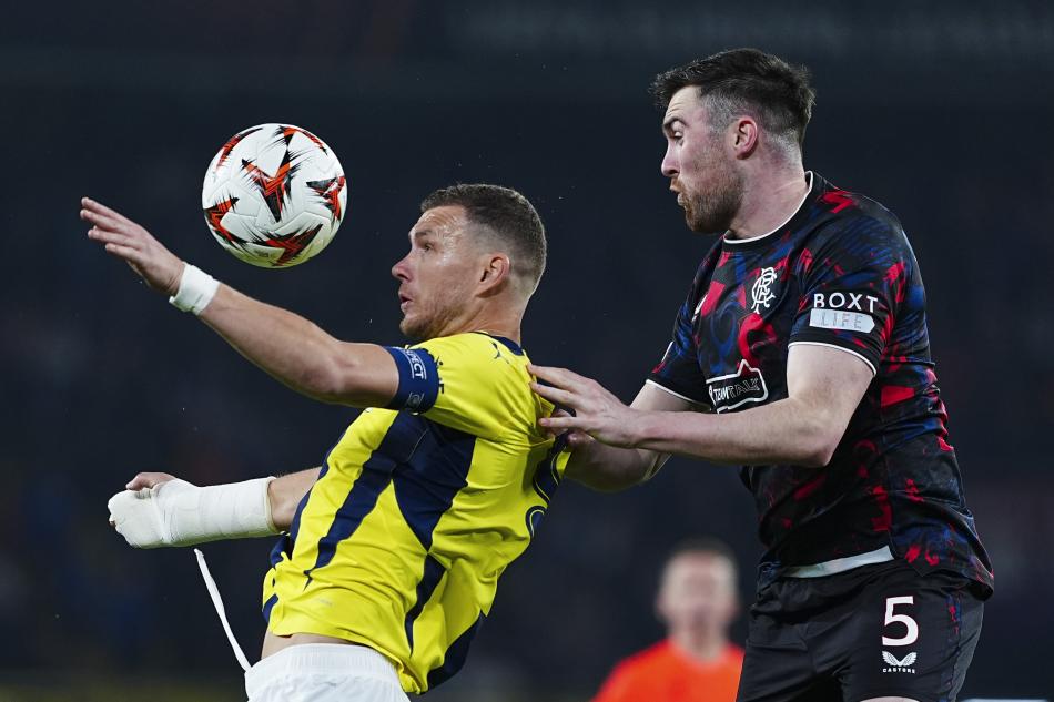 BEN�M AKLIM ALMIYOR\