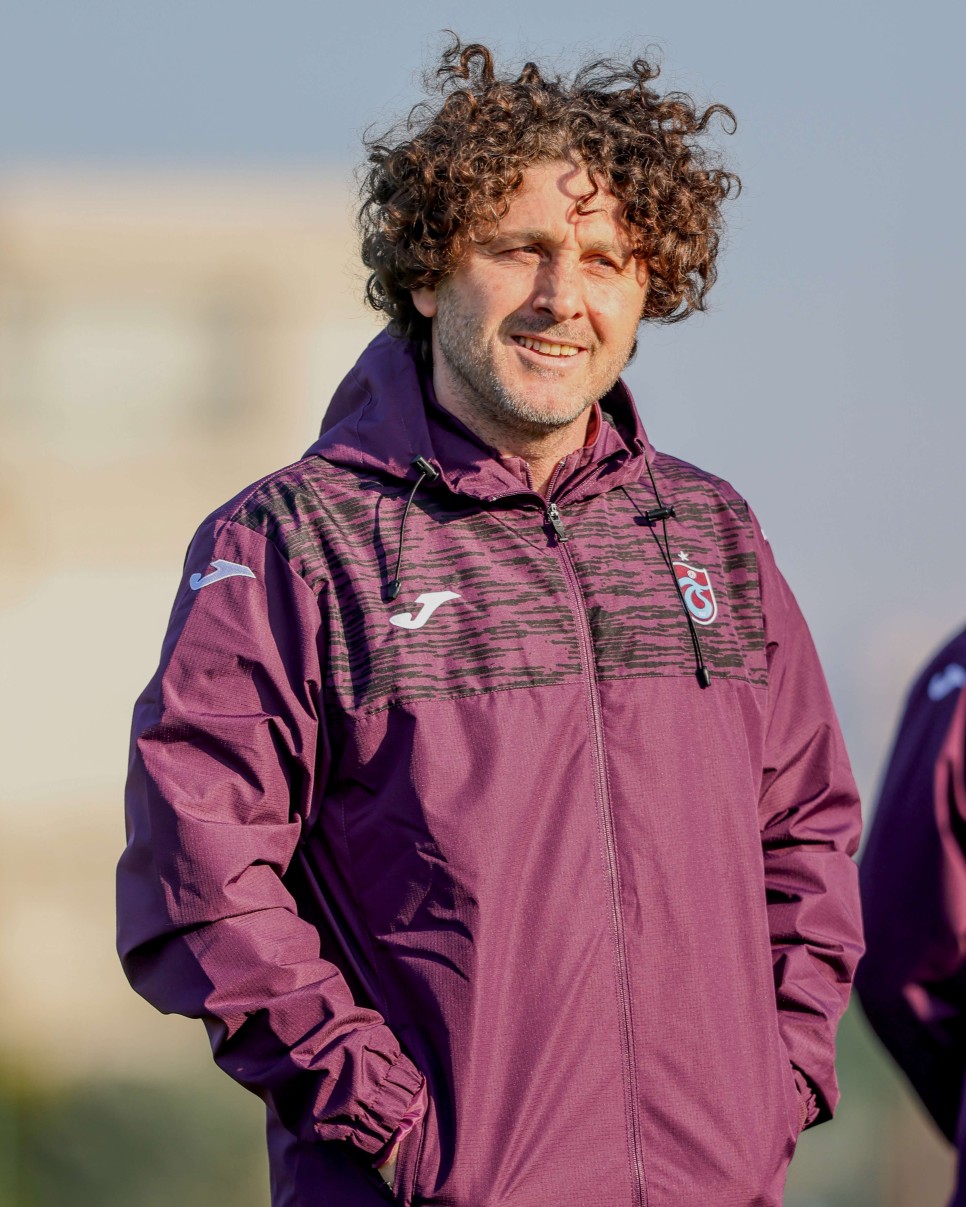 �LK ANTRENMANA �IKTI