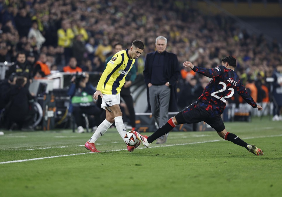 FENERBAH�E'DEN TEK MA�LUB�YET