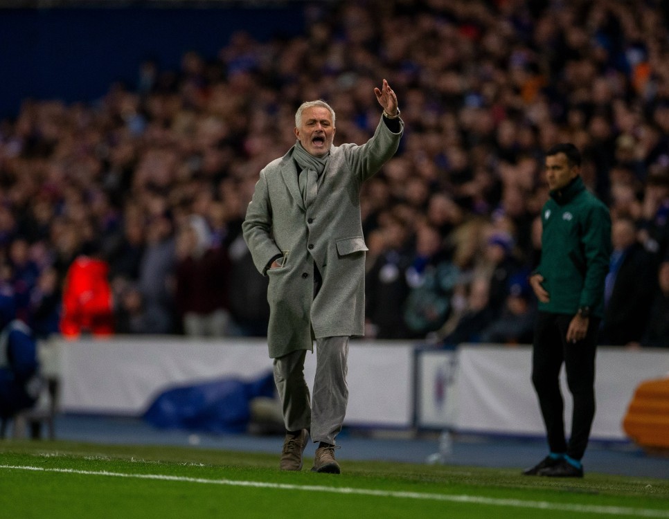 N�HAT KAHVEC�'DEN HAKEM �SYANI!