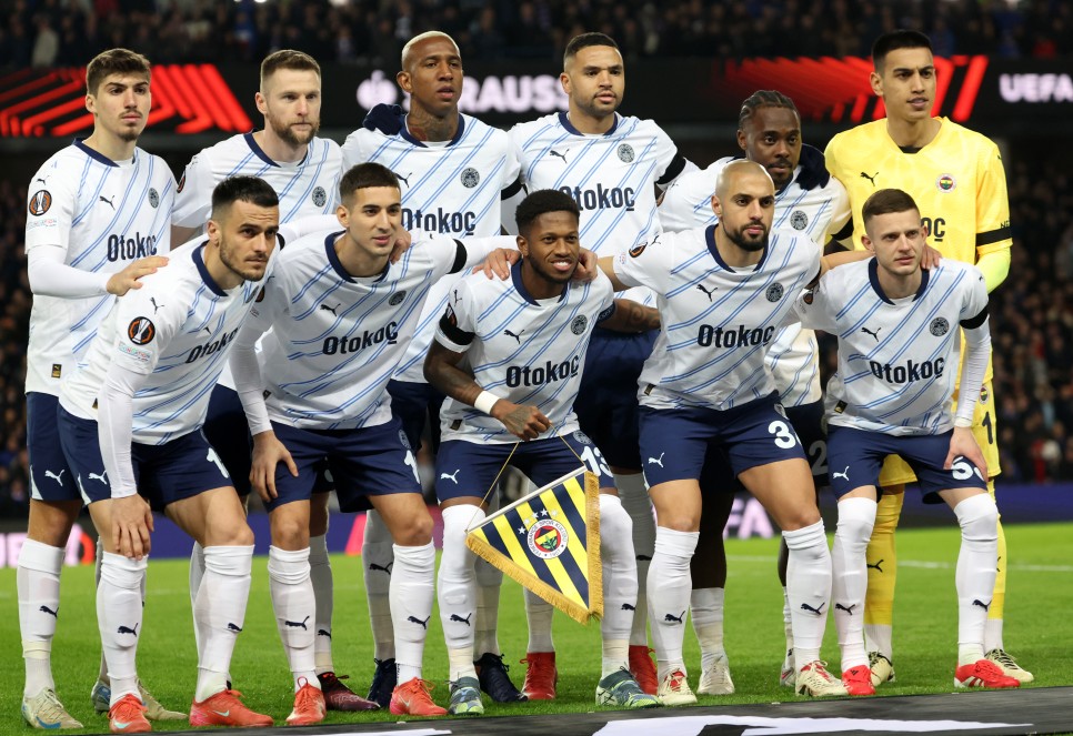 YAZARLARDAN F.BAH�E YORUMLARI