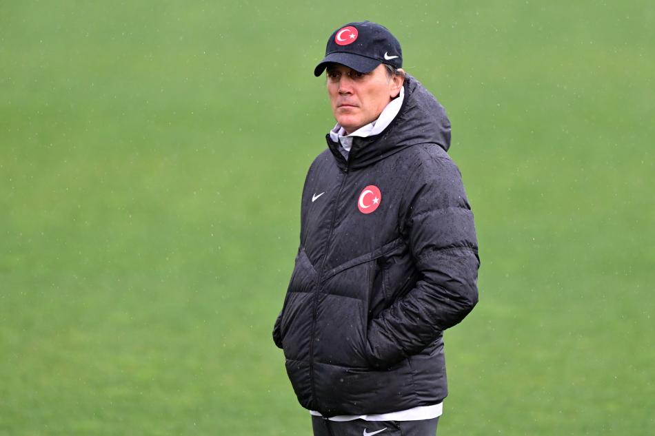 M�LL� TAKIMDA HAZIRLIKLAR BA�LADI