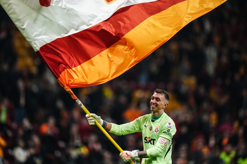 �N PLANA �IKAN 4 �S�M VAR