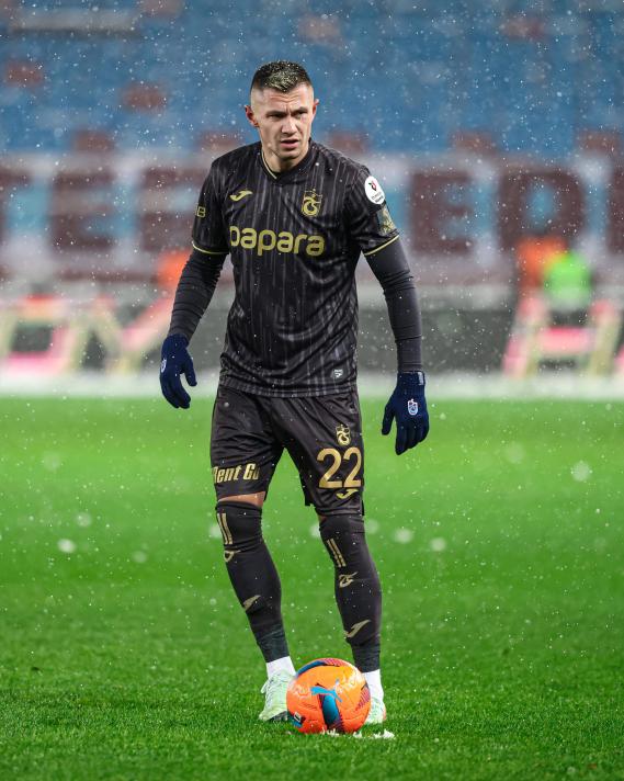 ZUBKOV'DAN �ZEL A�IKLAMALAR