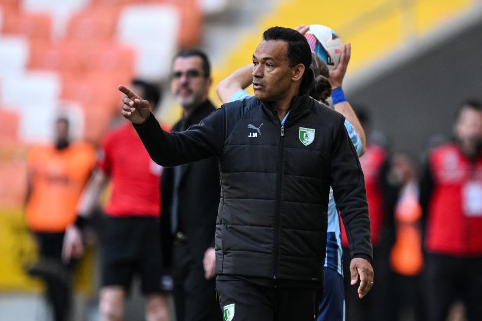 �STANBUL'A KAYBETM�YOR