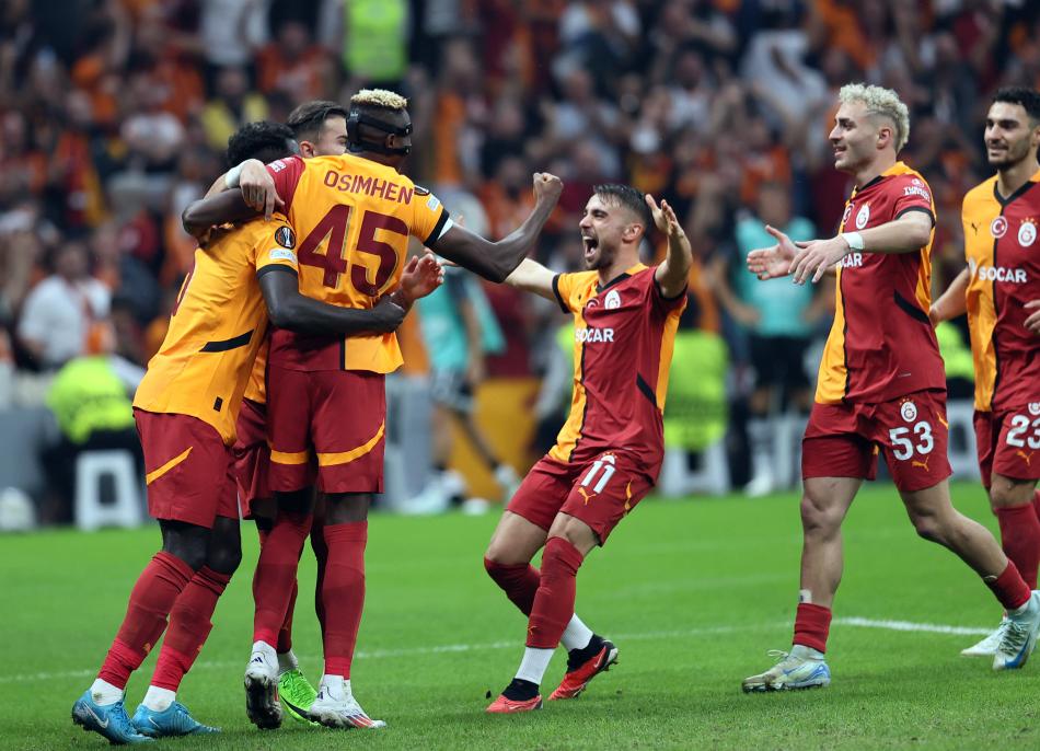 GALATASARAY TAM KADRO