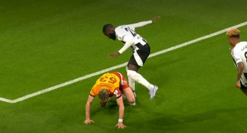 BARI� ALPER �LE MASUAKU M�CADELES�