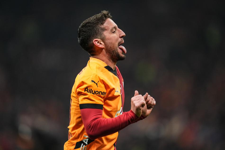DRIES MERTENS