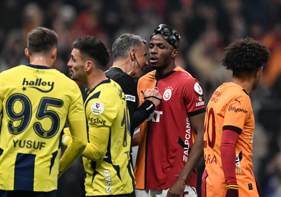 FENERBAH�E - GALATASARAY DERB�S�