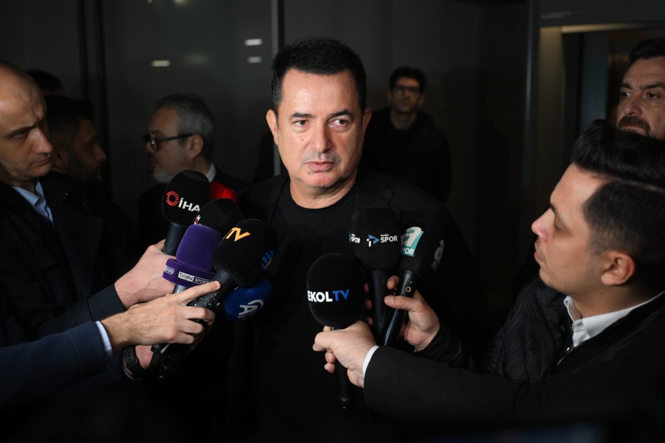 ACUN ILICALI'DAN A�IKLAMALAR