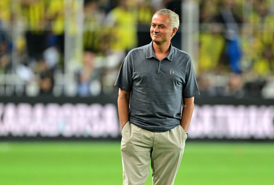 FENERBAH�E TAM KADRO