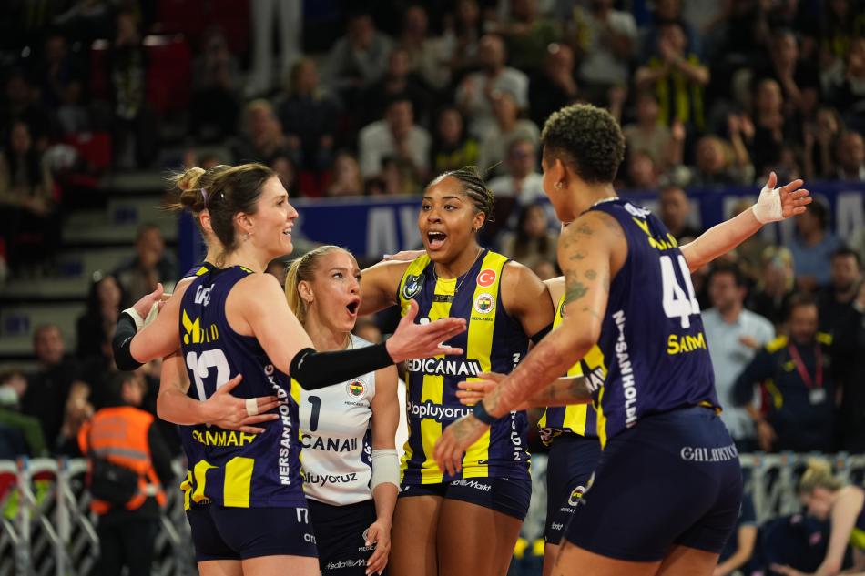 FENERBAH�E KUPASINI ALDI