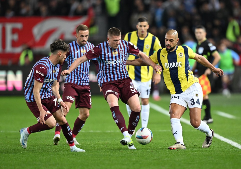 FENERBAH�E-TRABZONSPOR: 10 ��FRE